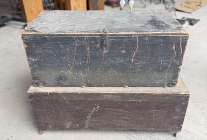 (2) PAINTED LIFT-LID BOXES
