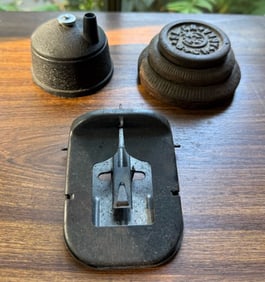 METAL MOUSETRAP, PENCIL SHARPENER AND SCALE WEIGHTS