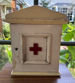 PAINTED WOODEN FIRST-AID CABINET