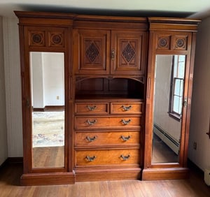 LARGE ANTIQUE ARMOIRE, ARTS & CRAFTS