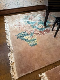 ORIENTAL-STYLE  RUG WITH DECORATIVE MOTIFS