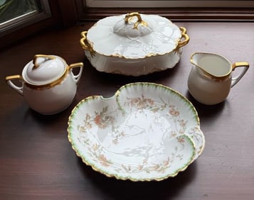 LOT OF PORCELAIN DISHES