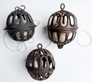 (3) CAST IRON STRING HOLDERS