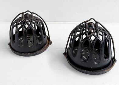 (2) CAST IRON STRING HOLDERS