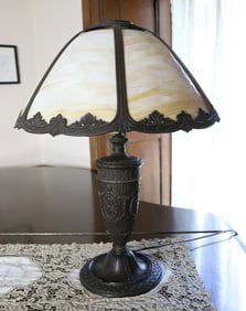 SLAG GLASS TABLE LAMP