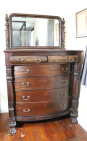 LARGE MIRROR / CHEST OF DRAWERS