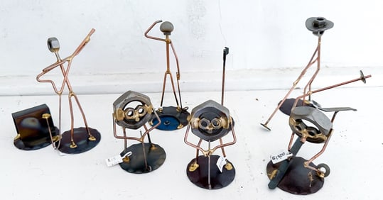 LOT OF (6) FOLK ART FIGURES