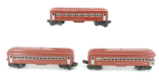 LOT OF LIONEL TRAIN CARS