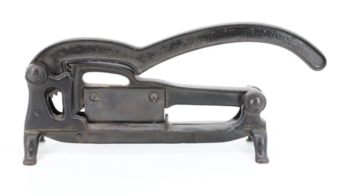 CAST IRON TOBACCO PLUG CUTTER