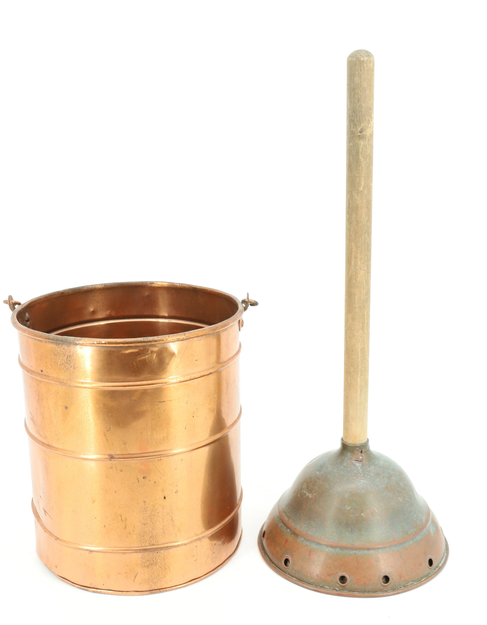 COPPER WASH PAIL AND PLUNGER: HANDLED PAIL WITH COPPER / WOOD PLUNGER. PAIL IS 10 1/4" X 9". PLEASE READ CAREFULLY - Terms for Purchasing and Shipping of Auction Items. Please read carefully before bidding. Hartzell?s Auction Gall