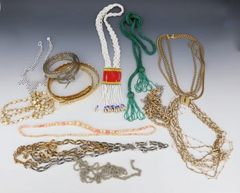 COSTUME JEWELRY LOT