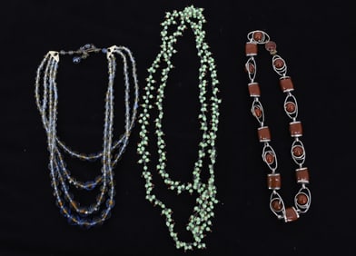 VINTAGE COSTUME JEWELRY LOT