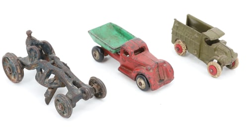 LOT OF CAST IRON TOY VEHICLES