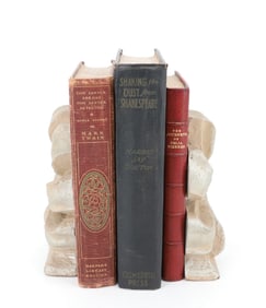 LOT OF BOOKS AND BOOKENDS
