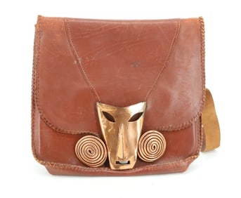 VINTAGE LEATHER PURSE WITH METALWORK
