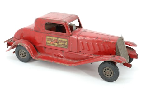 GIRARD FIRE CHIEF SIREN COUPE TOY CAR
