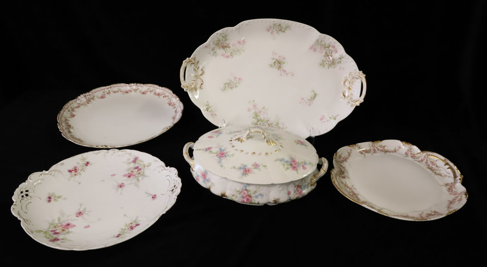 LOT OF FRENCH / BAVARIAN PORCELAIN (1 of 7)