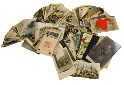 (125+) VINTAGE POSTCARDS