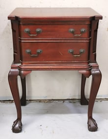 GEORGETOWN GALLERIES MAHOGANY NIGHTSTAND