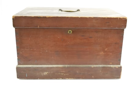 DOVETAILED WOODEN CHEST.