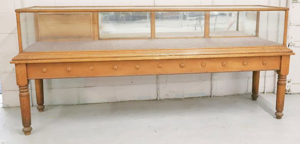 BIXLER & CO. JEWELRY CASE, EASTON, PA