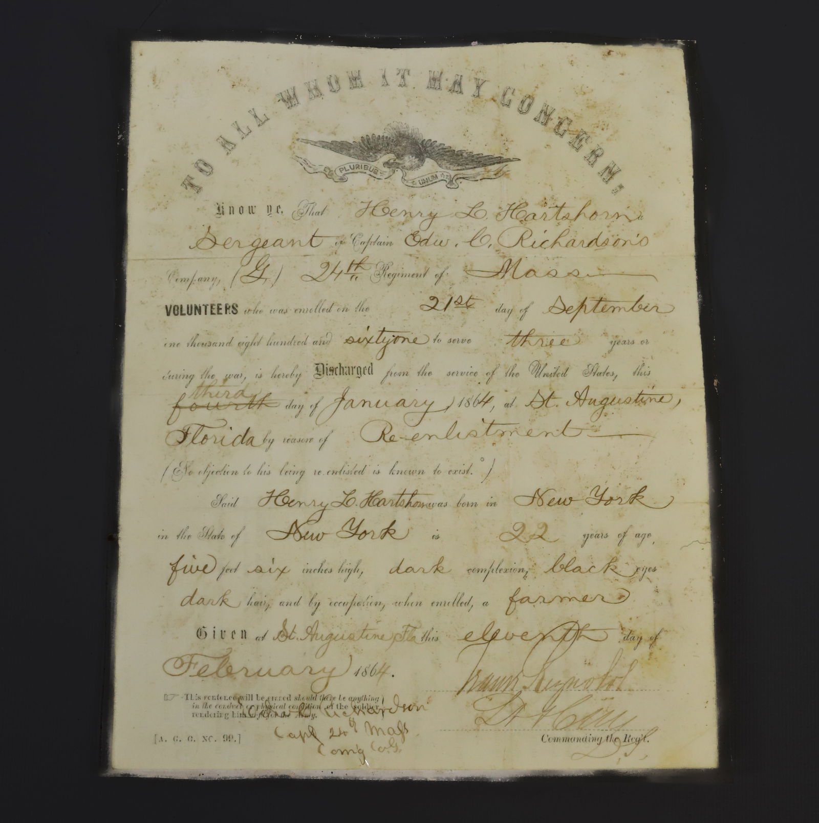 U.S. CIVIL WAR DISCHARGE PAPER: HENRY HARTSHORN, SARGENT IN THE MASS 24TH REG, DISCHARGED FEB, 1864 - 7 1/2" X 9 3/4" PLEASE READ CAREFULLY BEFORE BIDDING. ALL PAYMENTS MUST BE MADE BEFORE ITEMS CAN BE SHIPPED. BUYERS CAN PAY VIA LI