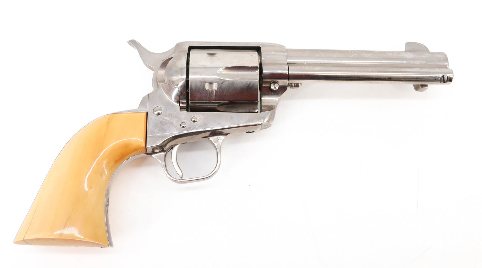 COLT 2ND GENERATION SINGLE ACTION ACTION: 45 CAL, SERIAL# 65717SA, 4 3/4" BARREL, MFG. 1973, BONE GRIPS THIS GUN REQUIRES A BACKGROUND CHECK, FEDERAL FIREARMS LICENSE. OR TRANSFER TO AN FFL HOLDER PLEASE READ CAREFULLY BEFORE BIDDING. ALL PAY