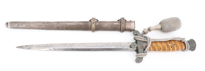 GERMAN WWII ARMY OFFICERS DAGGER