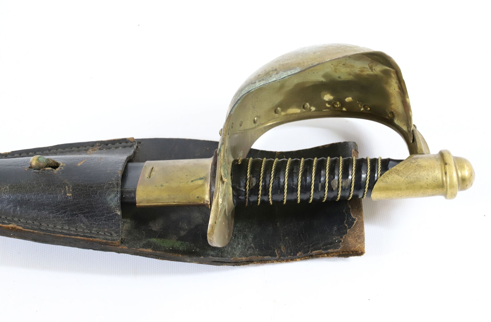 UNITED STATES NAVY SWORD: BLADE MRKD. USN. D.R. DATED 1862 WITH LEATHER SCABBARD. 34" TOTAL LENGTH. -PICK-UP FOR THIS AUCTION WILL BE ON MONDAY NOVEMBER 3RD, TUESDAY NOVEMBER 4TH, WEDNESDAY NOVEMBER 5TH, AND THURSDAY NOVEMBER