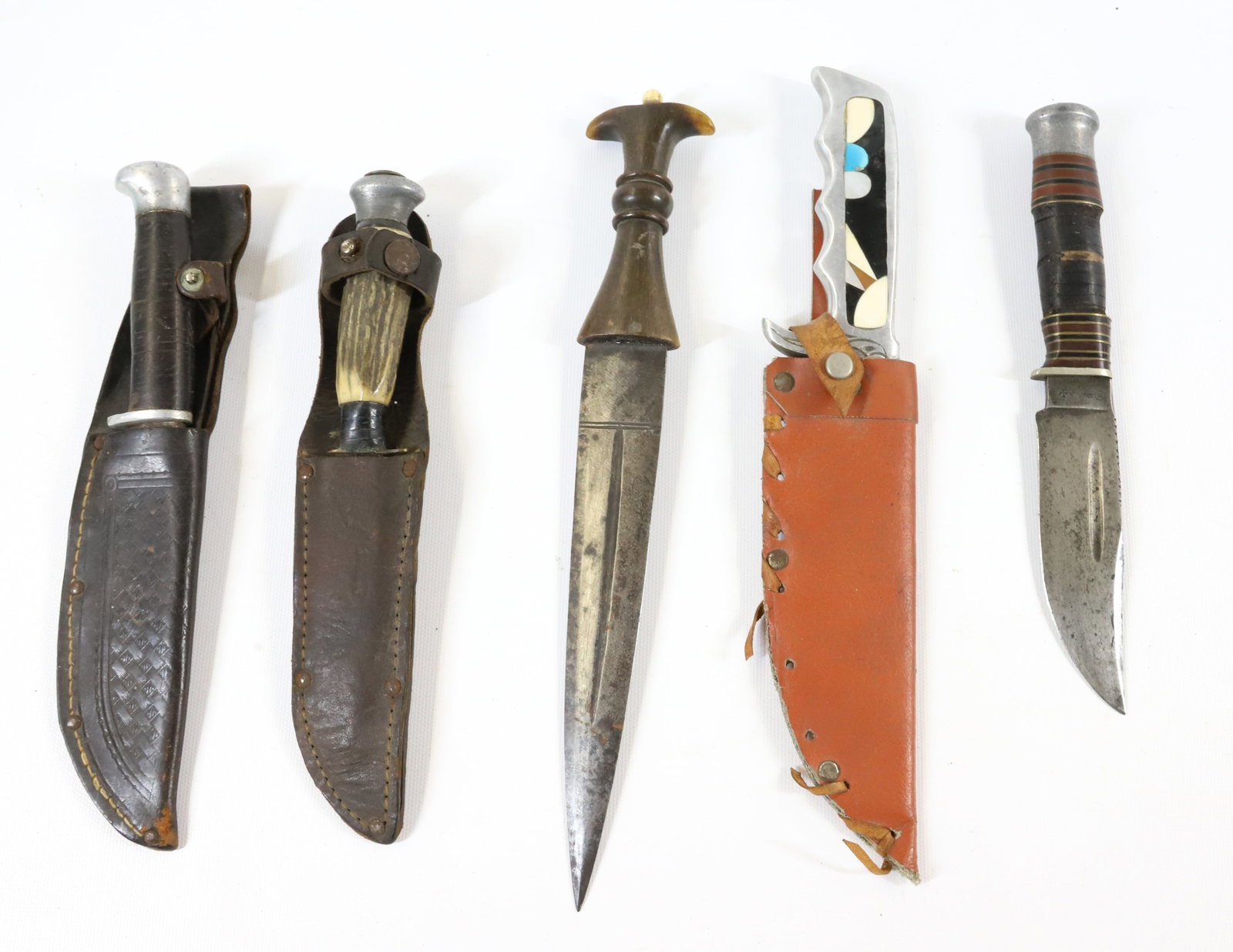 LOT OF EARLY KNIVES: (5) INCLUDING: DAGGER, HANDMADE NATIVE AMERICAN, WADE & BUTCHER BOONE. LARGEST 10" L. -PICK-UP FOR THIS AUCTION WILL BE ON MONDAY NOVEMBER 3RD, TUESDAY NOVEMBER 4TH, WEDNESDAY NOVEMBER 5TH, AND THURSD