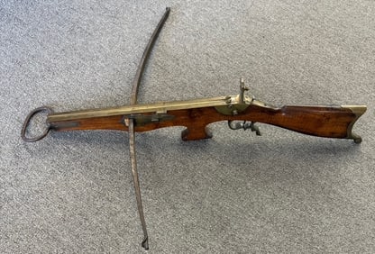 ANTIQUE CROSSBOW