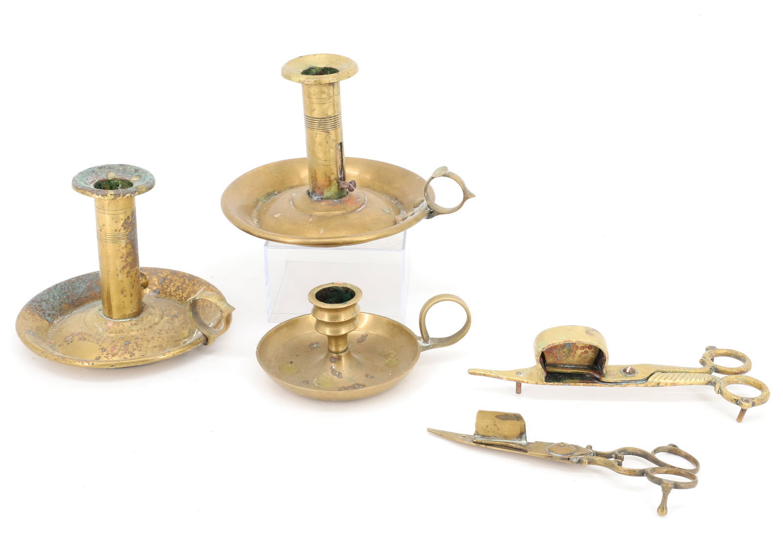 LOT OF BRASS CANDLEHOLDERS AND SCISSORS (1 of 4)