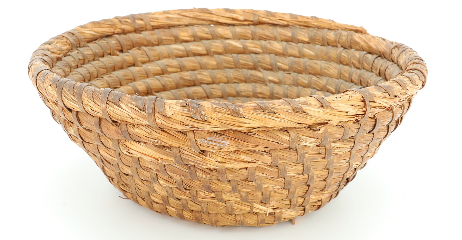 PENNSYLVANIA RYE BASKET: WOVEN COILS. 4 1/4" X 11 1/2".