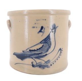 NEW BRUNSWICK, NJ BLUE DECORATED STONEWARE CROCK