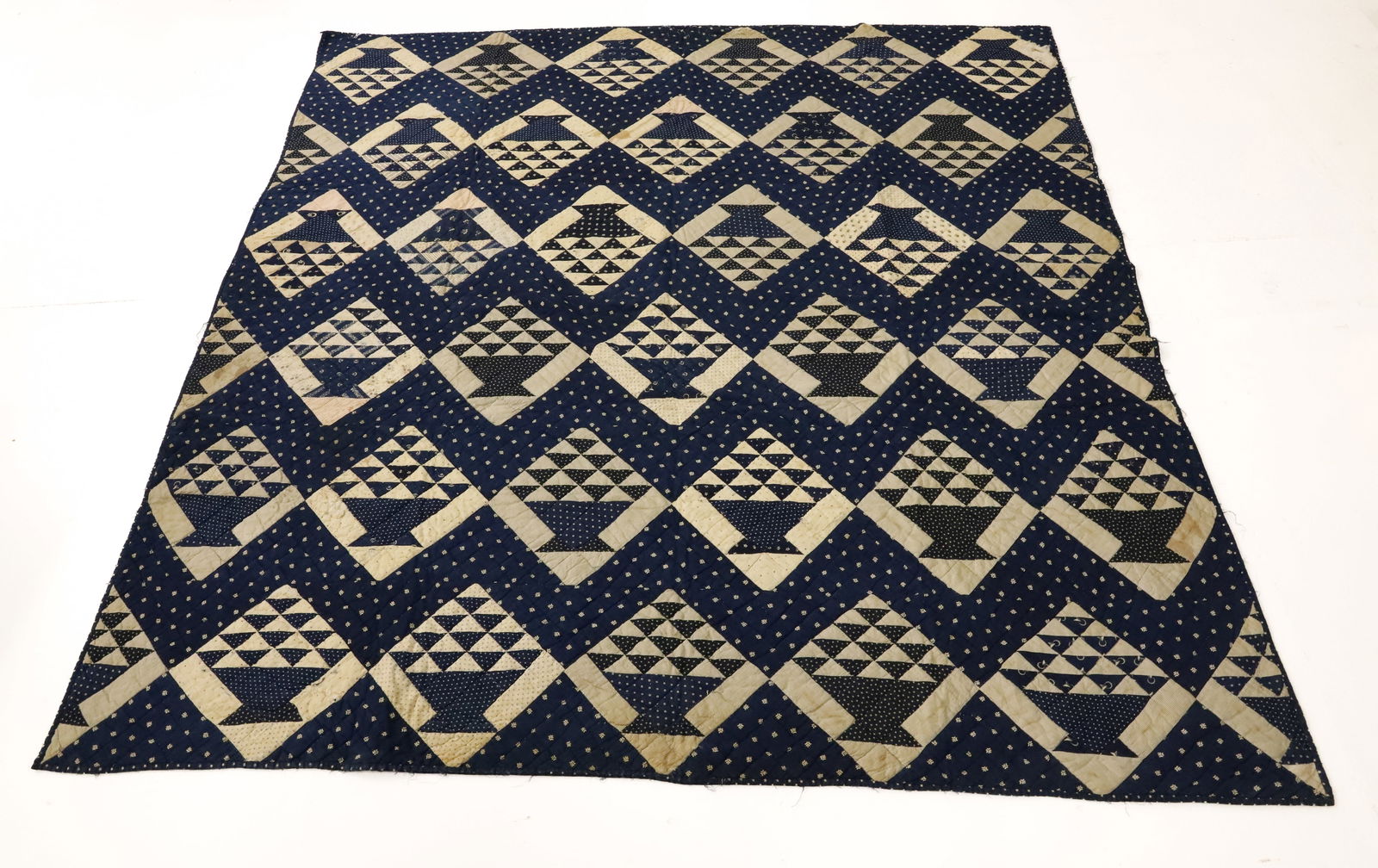 19TH CENTURY HAND STITCHED QUILT (1 of 8)