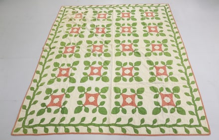 19TH CENTURY HAND STITCHED QUILT