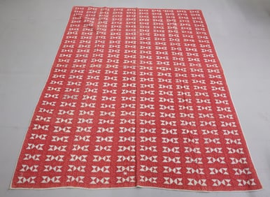 VINTAGE HANDMADE QUILT