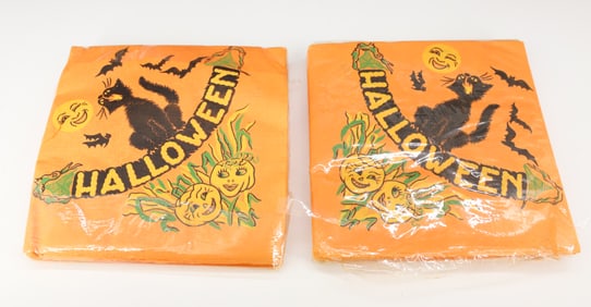 (2) NOS HALLOWEEN NAPKINS