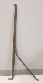 18TH C. WROUGHT IRON FIREPLACE CRANE