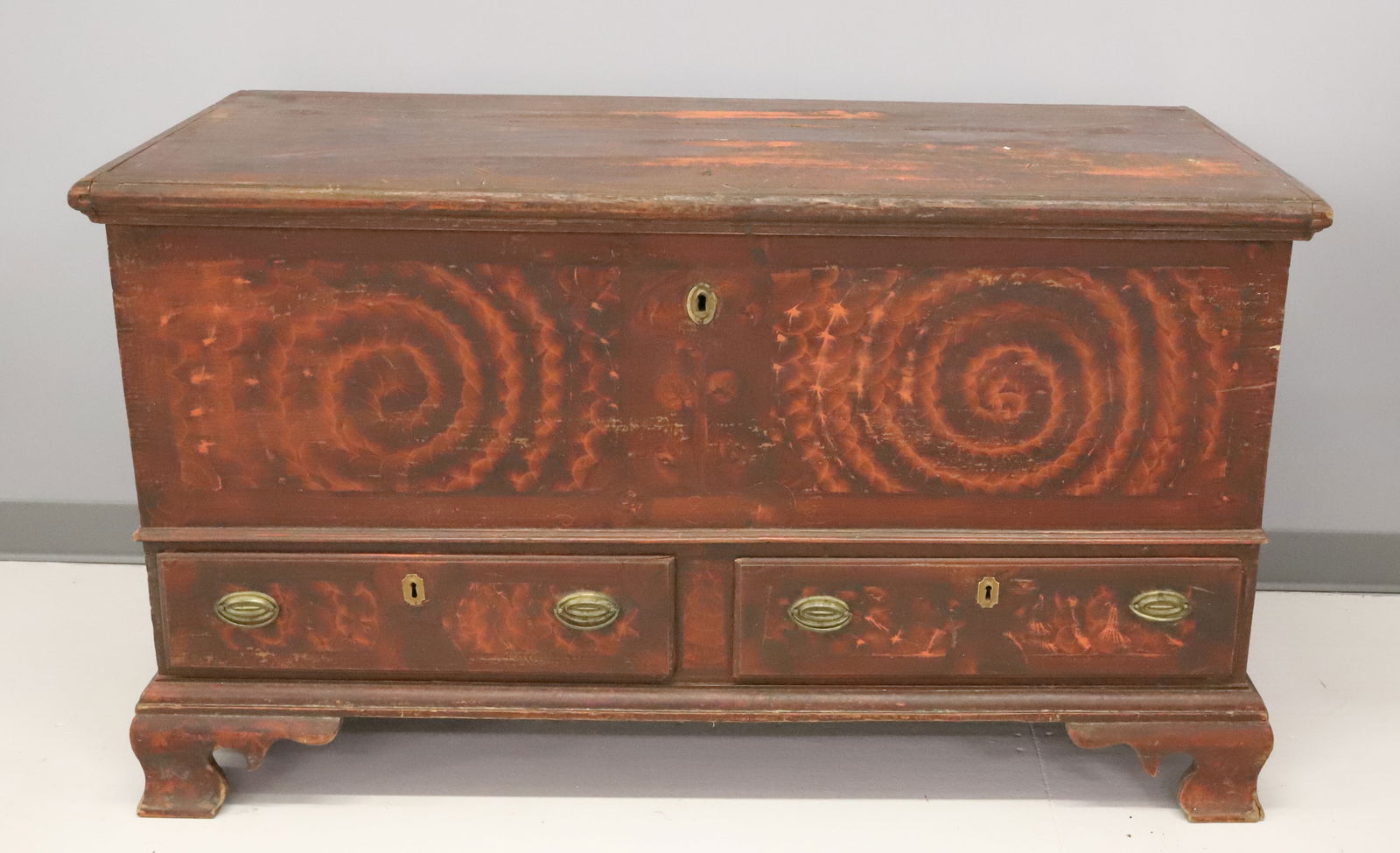 PAINT DECORATED BLANKET CHEST (1 of 9)