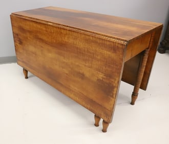 TIGER MAPLE COUNTRY DINING TABLE