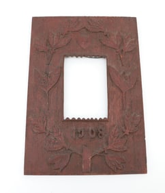 EARLY 20TH C. CARVED FRAME