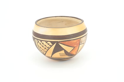 HOPI POTTERY POT