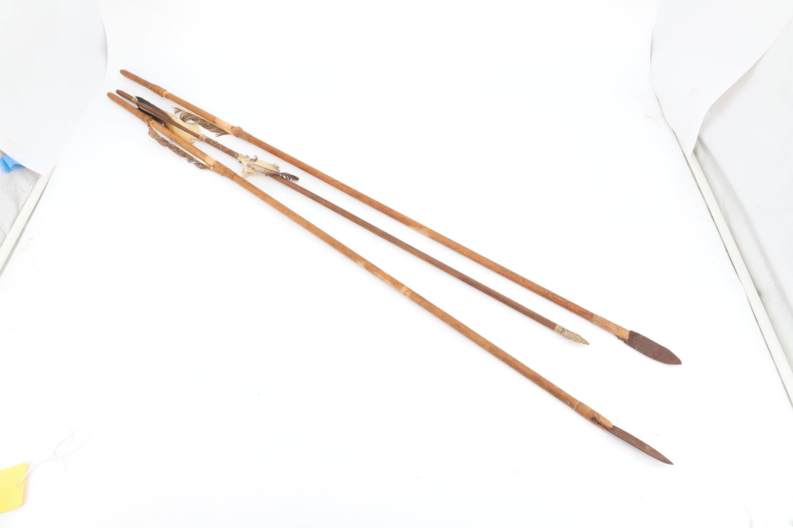 LOT OF WOODEN ARROWS (1 of 3)