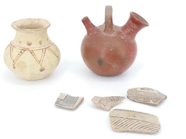 LOT OF EARTHENWARE POTTERY