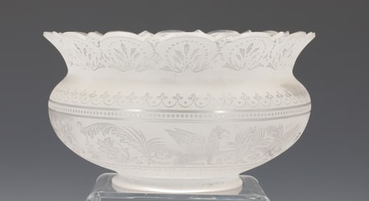 GRIFFIN PATTERN GAS SHADE