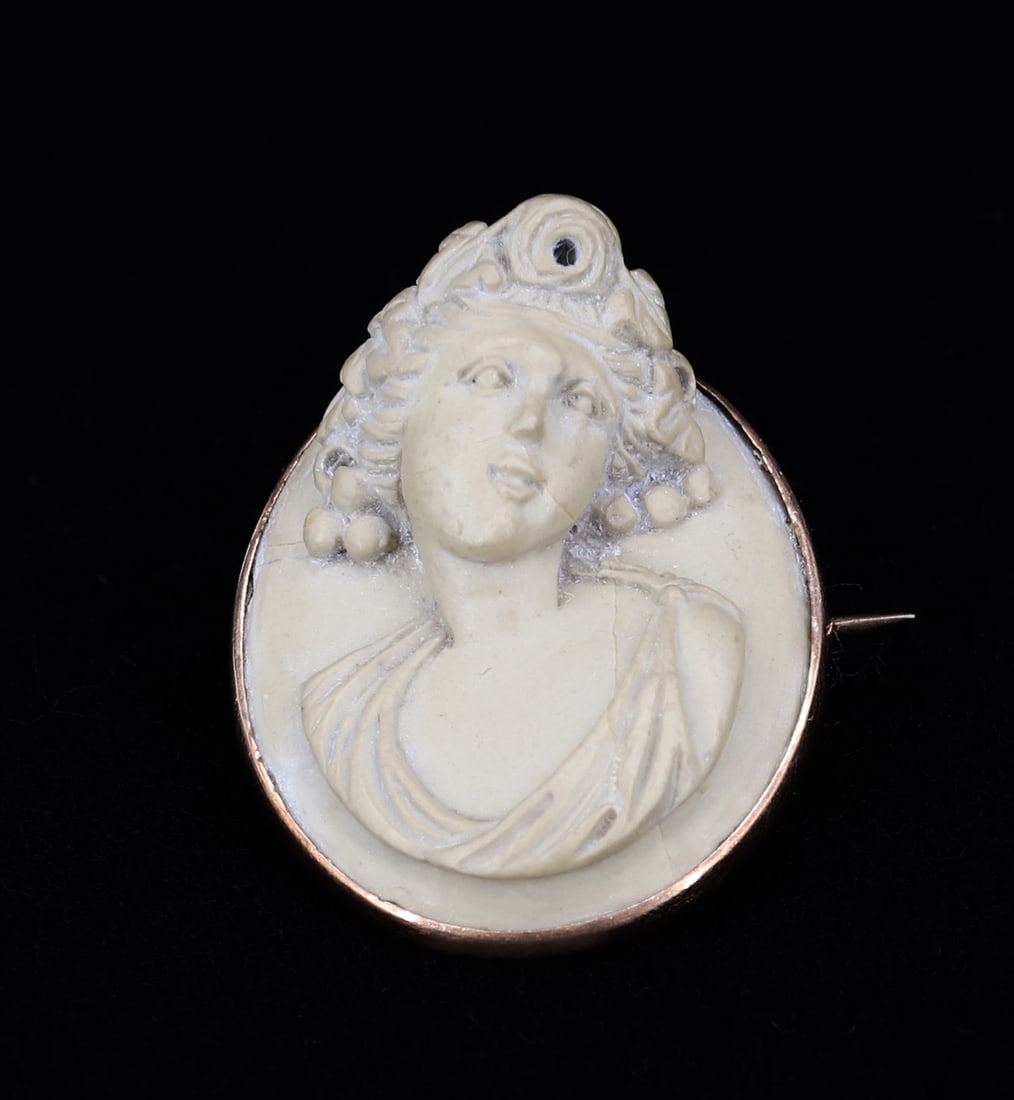 10K ROSE GOLD LAVA CAMEO BROOCH (1 of 4)