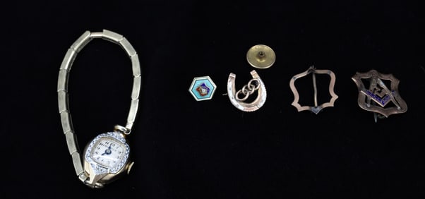 8/10K PINS GOLD FILLED BULOVA