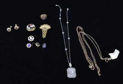 VICTORIAN AND COSTUME JEWELRY LOT