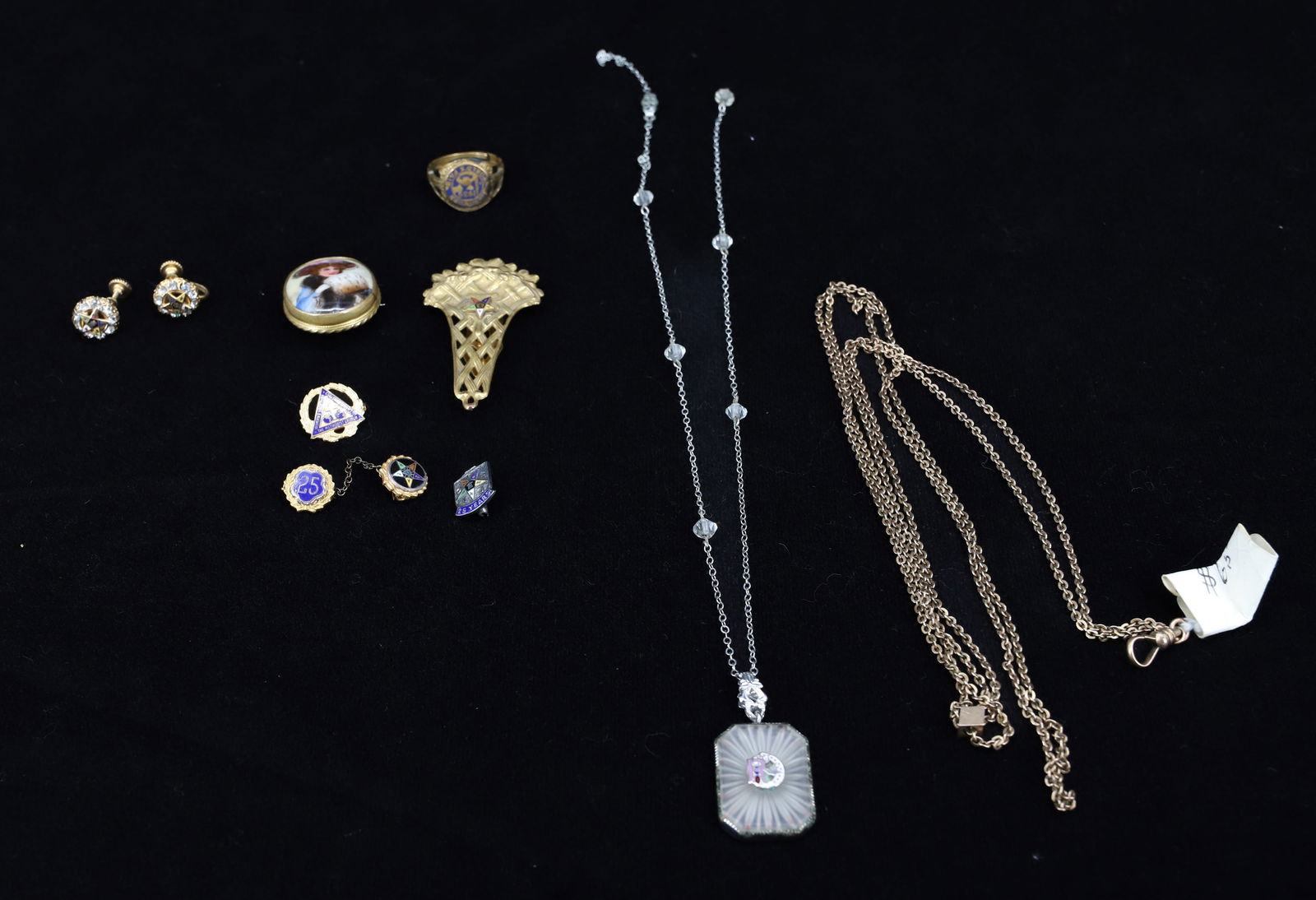 VICTORIAN AND COSTUME JEWELRY LOT (1 of 5)